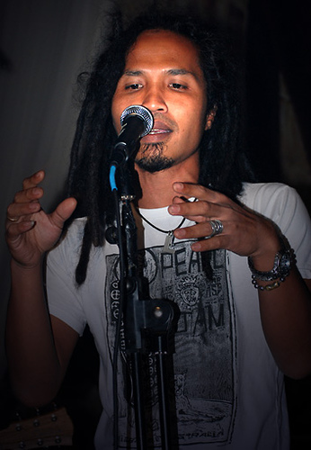 Ipang - Ada Yang Hilang - MENU DOWNLOAD