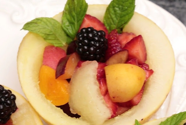 kavun çanağında meyve salatası meyve salatası tarifleri