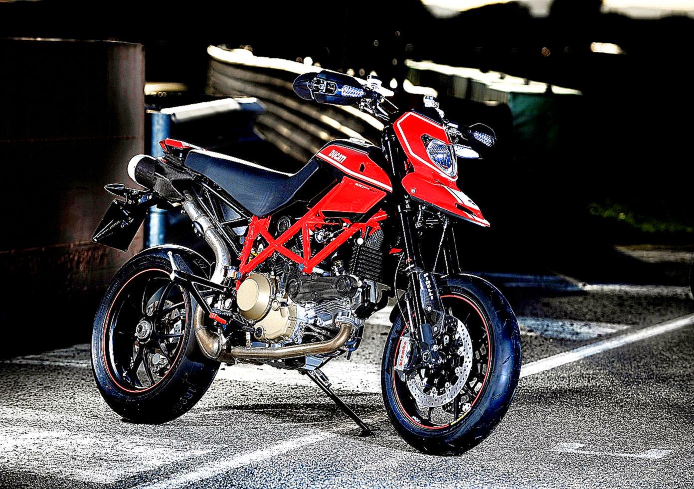 1461002012010ducati