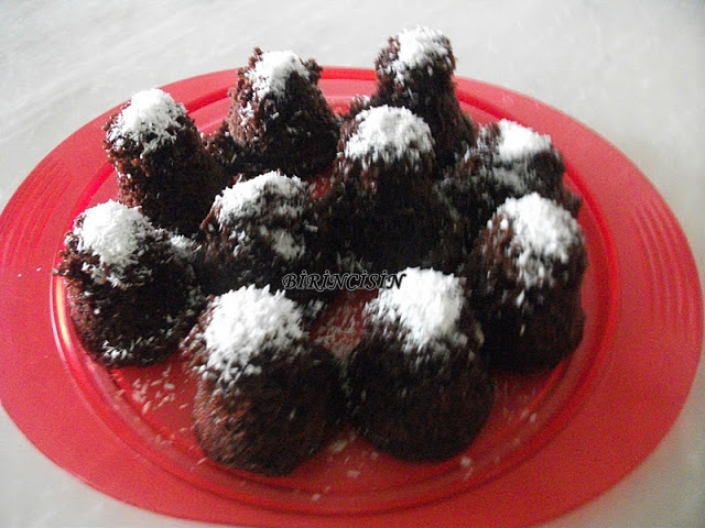 BİRİNCİSİN: FİNCAN KEKİ