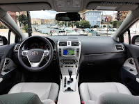 تويوتا افينسيس 2012