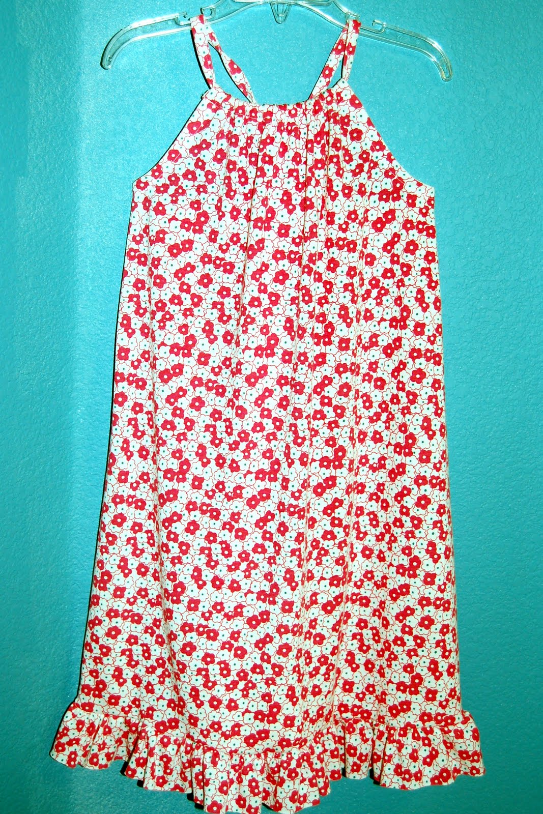 Knit Halter Dress - Scattered Thoughts of a Crafty Mom by Jamie Sanders