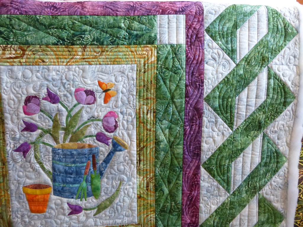 caledonia quilter Seasonal Silhouettes quilt and (ahem) Zucchini
