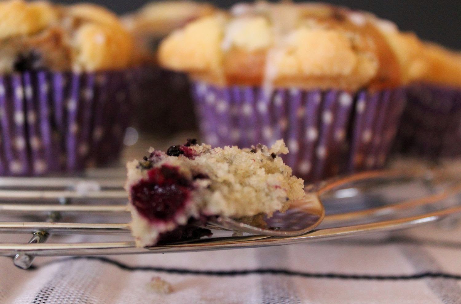Ein Quäntchen Zucker: Heidelbeer-Streusel-Muffins