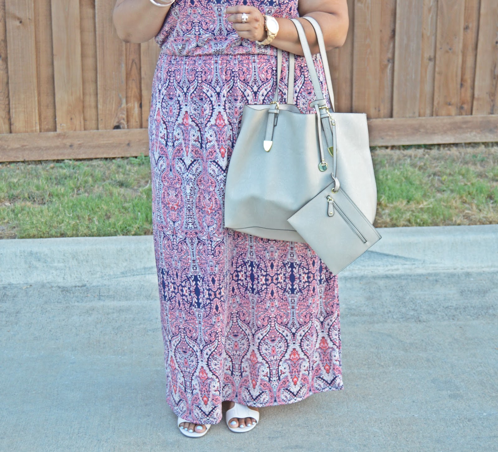 MAXIMIZE YOUR SUMMER WITH A MAURICES MAXI DRESS
