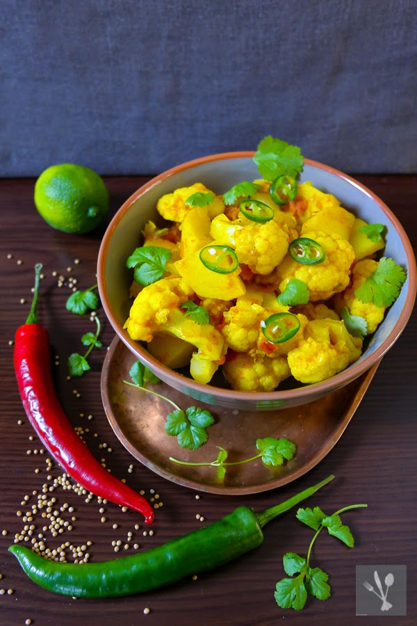 sia´s soulfood foodblog: Es wird indisch: Alu Gobi {Blumenkohl ...