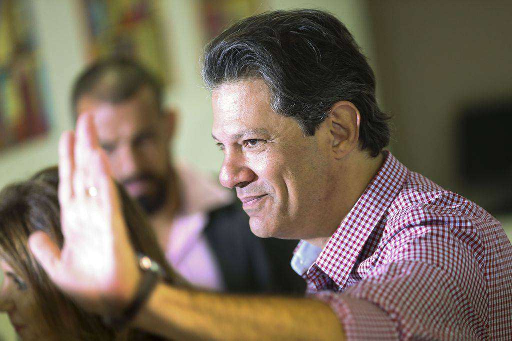 Haddad faz aceno a FHC e diz que é preciso abrir porta para diálogo