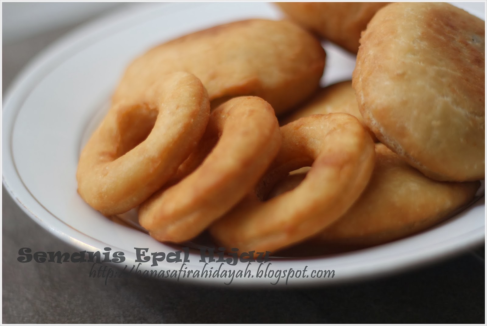 Semanis Epal Hijau..***: Roti Puri@ Pau Goreng