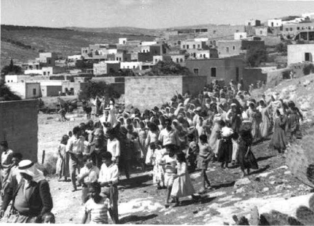 صور من التراث اليومي الفلسطيني Img_6605