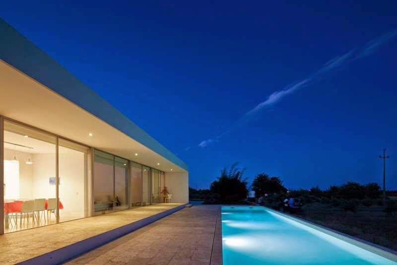 facade Modern House with Pool in Tavira