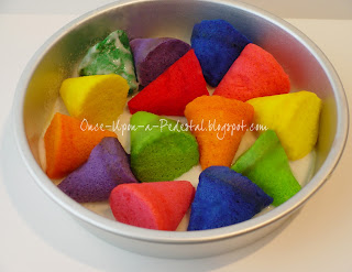 rainbow-polka-dot-suprise-inside-cake-spotty-free-tutorial-deborah-stauch