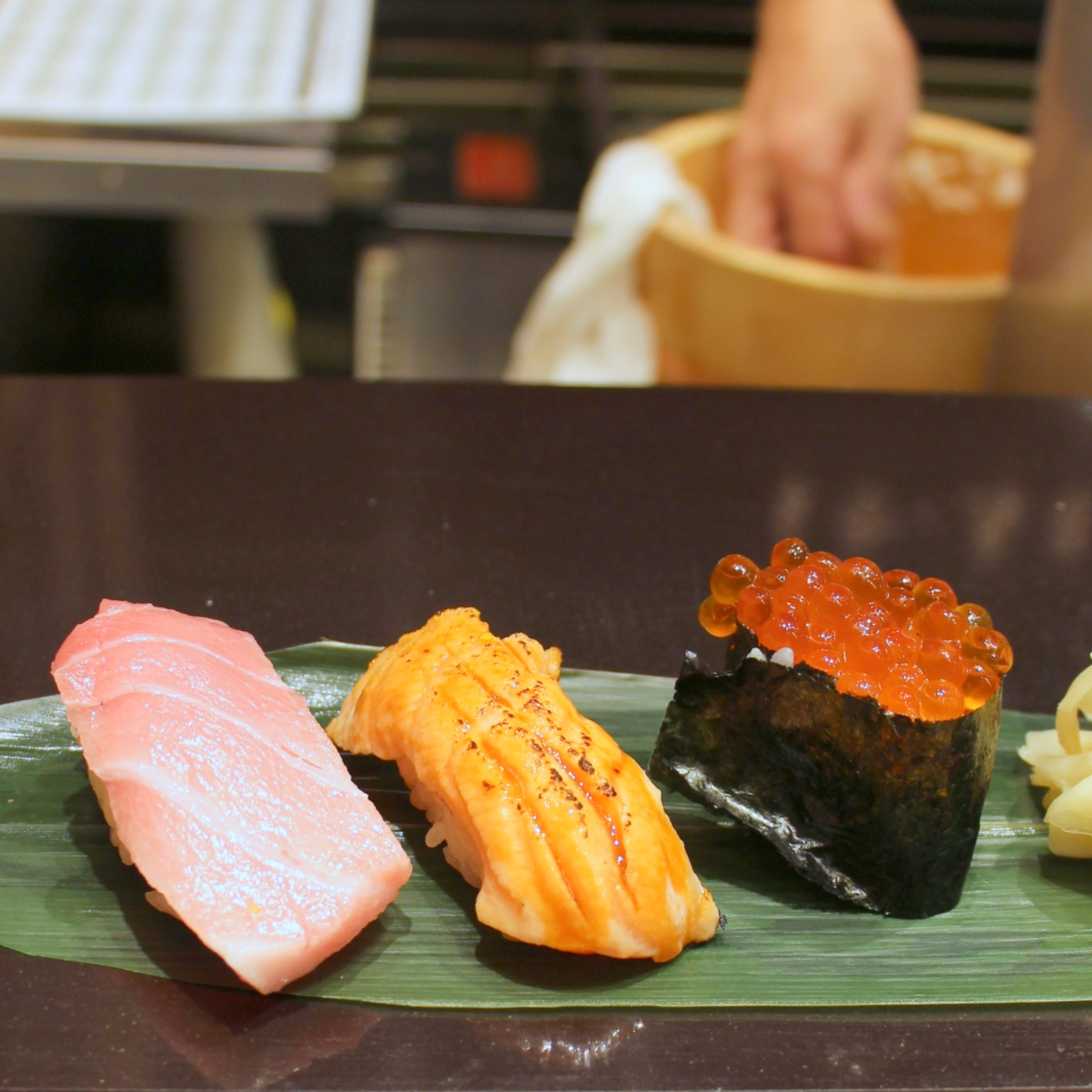 Singapore Japan Food Blog Dairy And Cream 立食い寿司 根室花まる Hokkaido S Nemuro Hanamaru Opens 1st Standing Bar Sushi In Tokyo