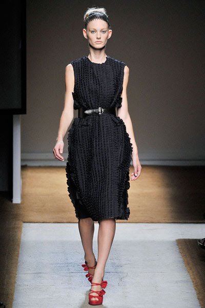 1001 fashion trends: Yves Saint Laurent dresses