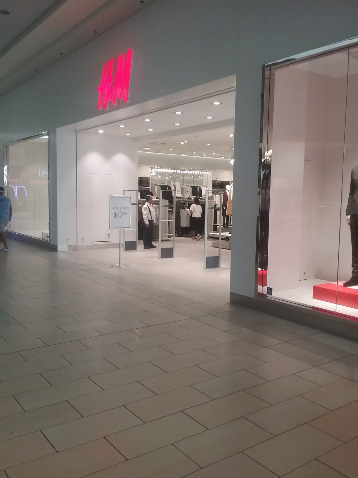 East Coast Retail: Sears #1318 Bakersfield, CA Closing