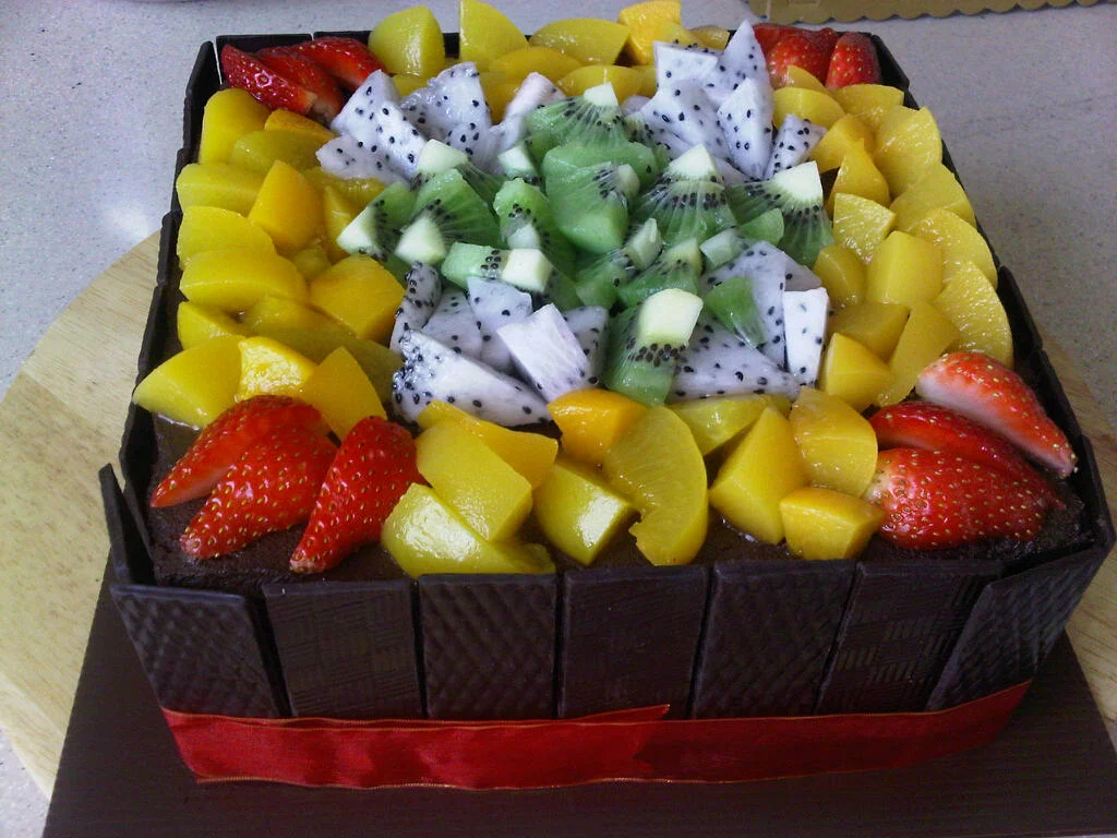 Empress Choice: Fresh Fruit Decoration