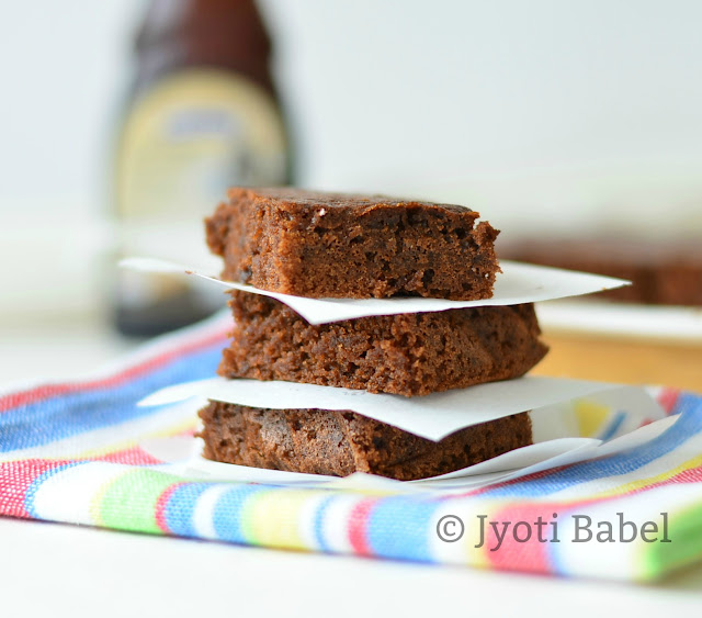 Bourbon Biscuit Brownies | A simple quick-fix brownie recipe where bourbon biscuits is the star ingredient. www.jyotibabel.com