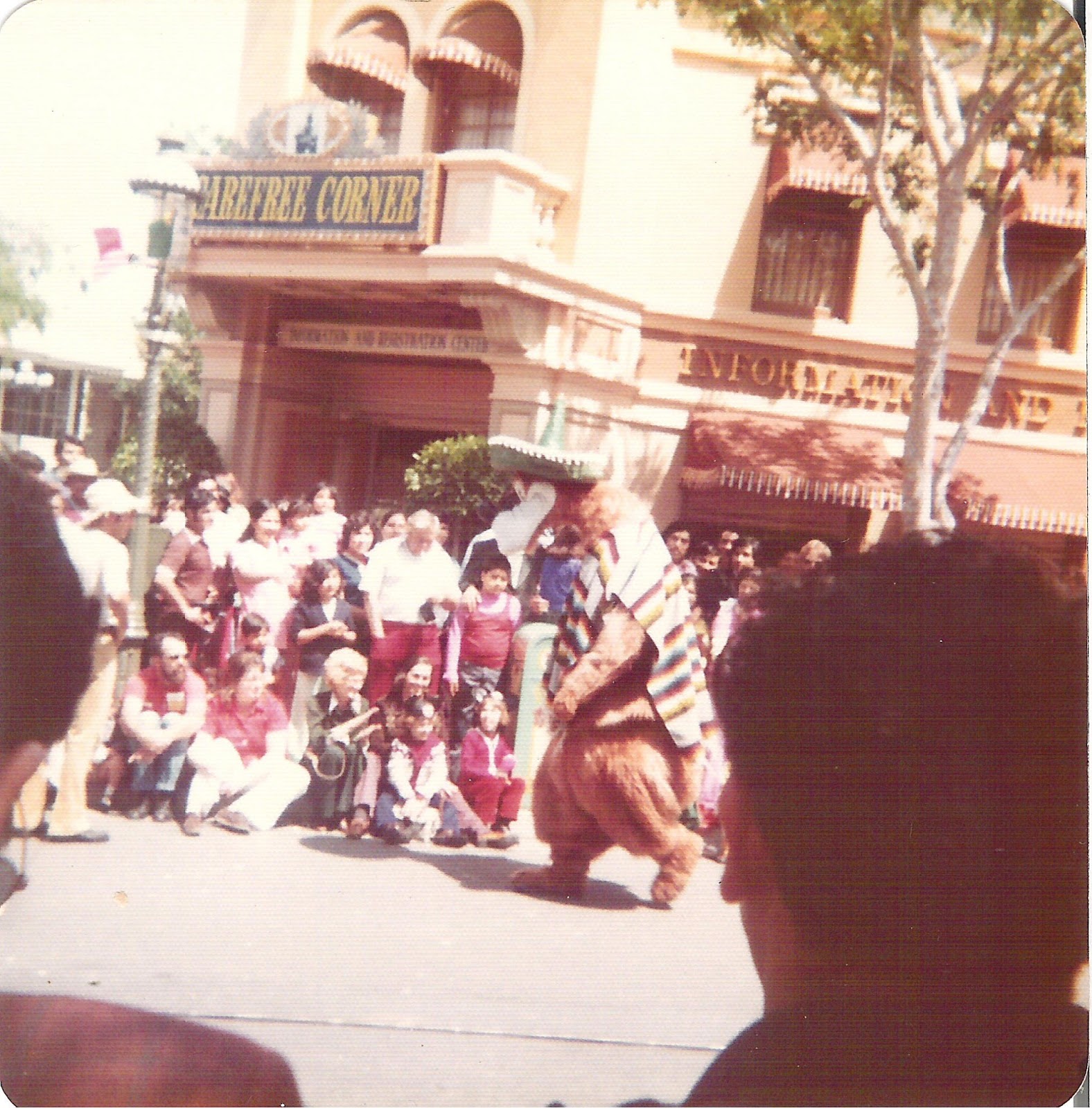 Disneyland Cinco de Mayo 1975