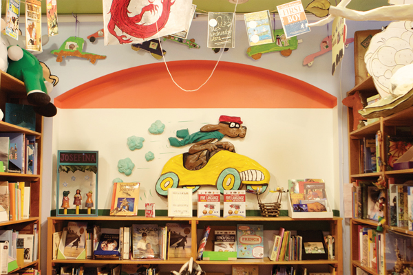 the employee lounge: reading reptile