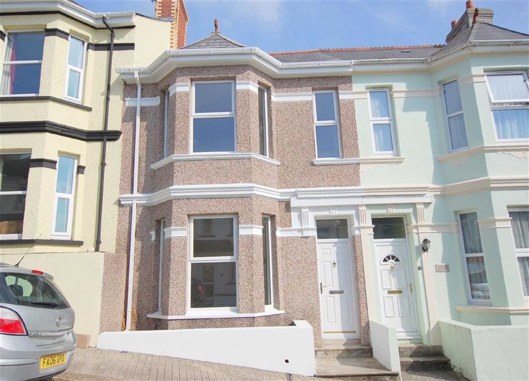 3 Bedroom Property in Warleigh Avenue, Keyham, Plymouth. The Plymouth