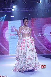 Kiara Advani walks the ramp showcasing the collection of label  Papa Dont Preach by designer Shubhika during the Bombay Times Fashion Week 2018 ~  Exclusive 001