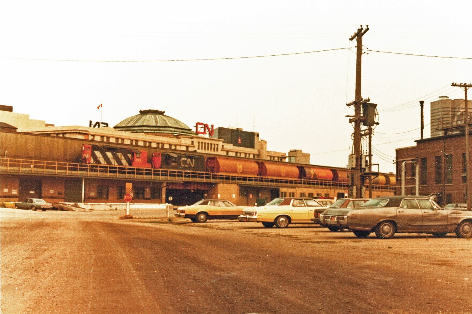Winnipeg Model Railroad Club Winnipeg's Via Rail station in 1982 A