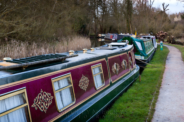 Narrow boats on the Oxford Canal near Thrupp by Martyn Ferry Photography