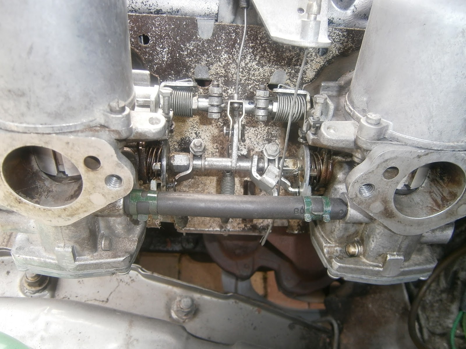 MGB GT Limited Edition Restoration and Maintenance SU Hif4 Carburettor