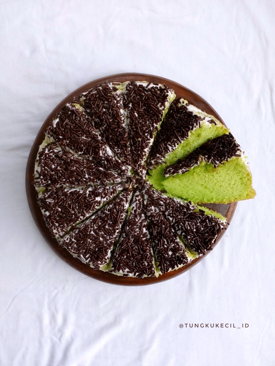 Pandan Sponge Cake, Empuk dan Lembut Tanpa Emulsifier tungku kecil