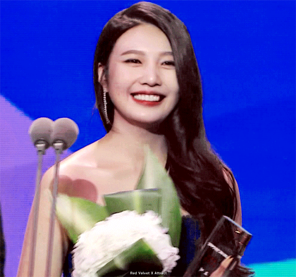 작년 연말 과즙미풍기는 조이 | 인스티즈