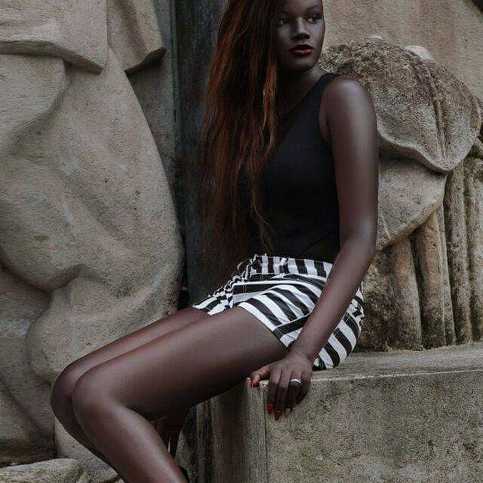 “The message I have for my sisters is that how you look doesn’t matter, as long as you feel beautiful inside” - Teen Bullied For Her Incredibly Dark Skin Color Becomes A Model, Takes The Internet By Storm “The message I have for my sisters is that how you look doesn’t matter, as long as you feel beautiful inside” - Teen Bullied For Her Incredibly Dark Skin Color Becomes A Model, Takes The Internet By Storm