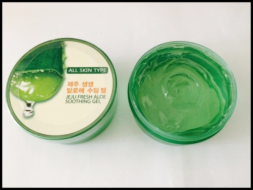 Hasil gambar untuk Jeju Fresh Aloe Soothing Gel
