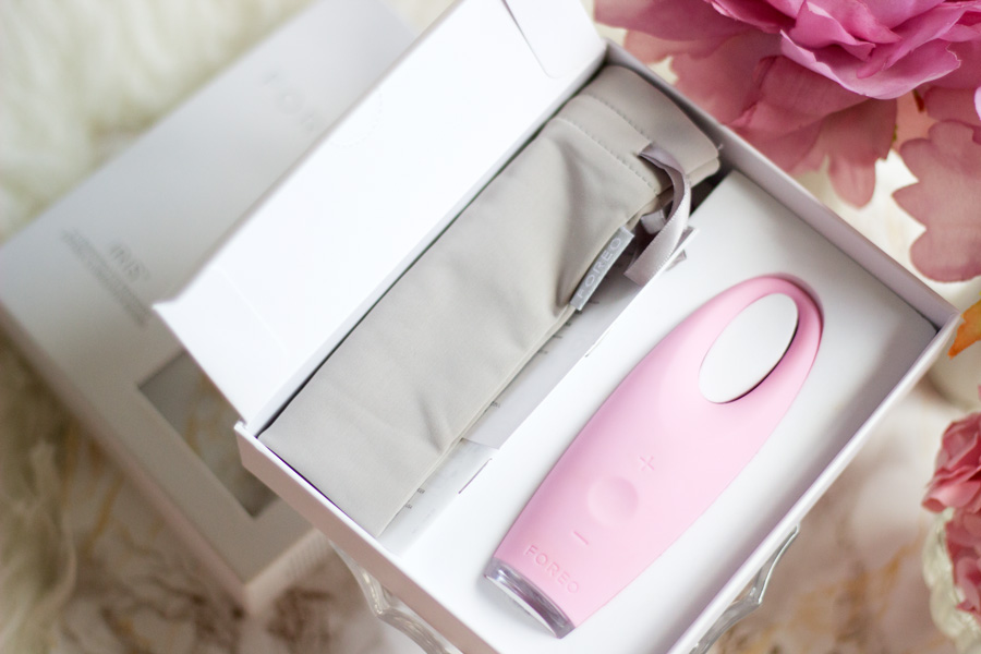 FashStyleLiv Foreo Iris Eye Massager Review