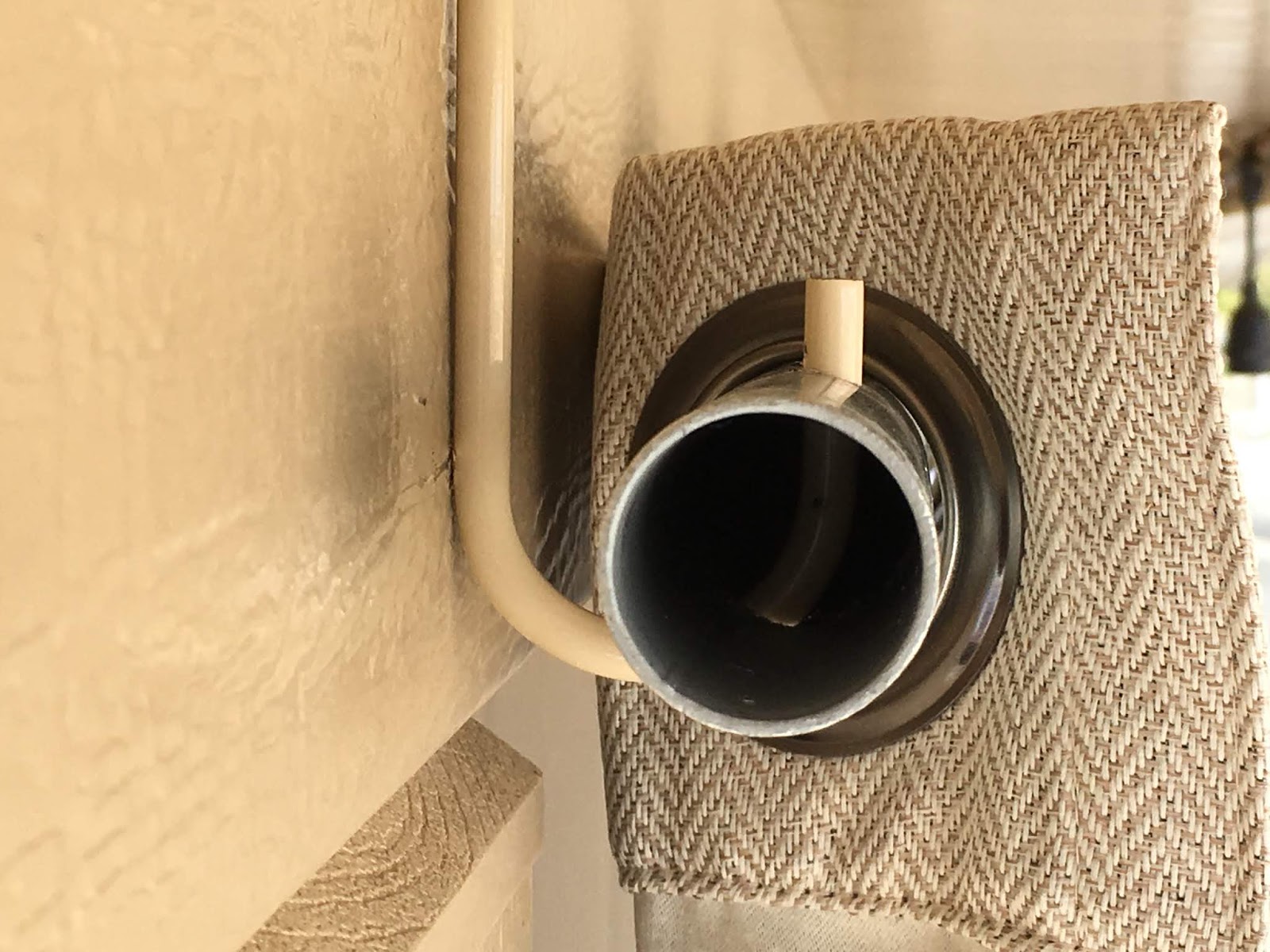 Alumahangers Hang shade and privacy curtains on your outdoor Alumawood