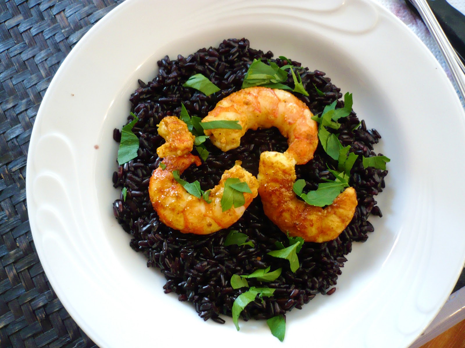 La felicità vien..cucinando! riso venere con gamberi al curry