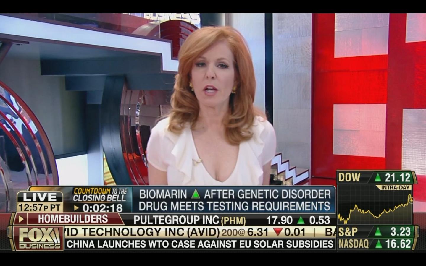 Fox news anchor woman opens shirt. 