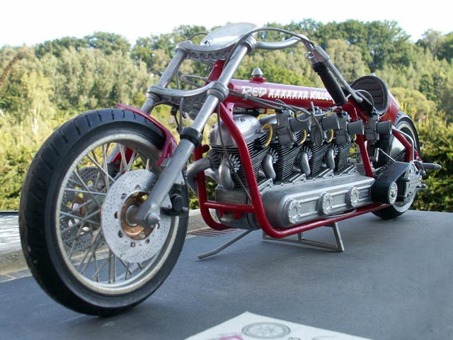 BMW мотоцикл Драгстер
