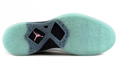 429486-30-jordan-fly-wade-south-beach-04-570x318 Jordan Fly Wade "South Beach" Edition  
