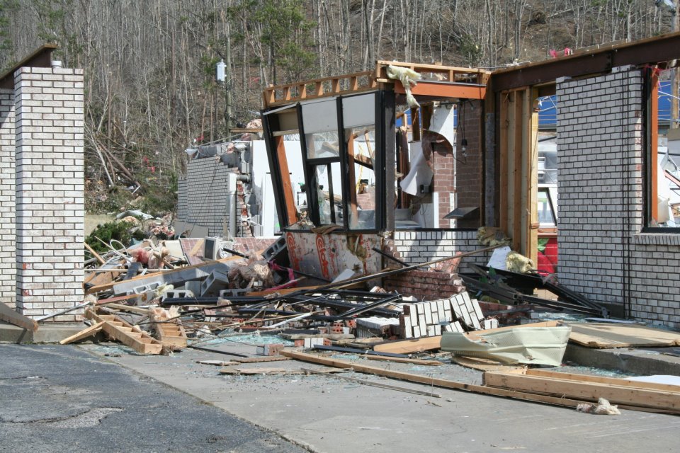 The Original Weather Blog The Tornado Chronicles Salyersville, KY