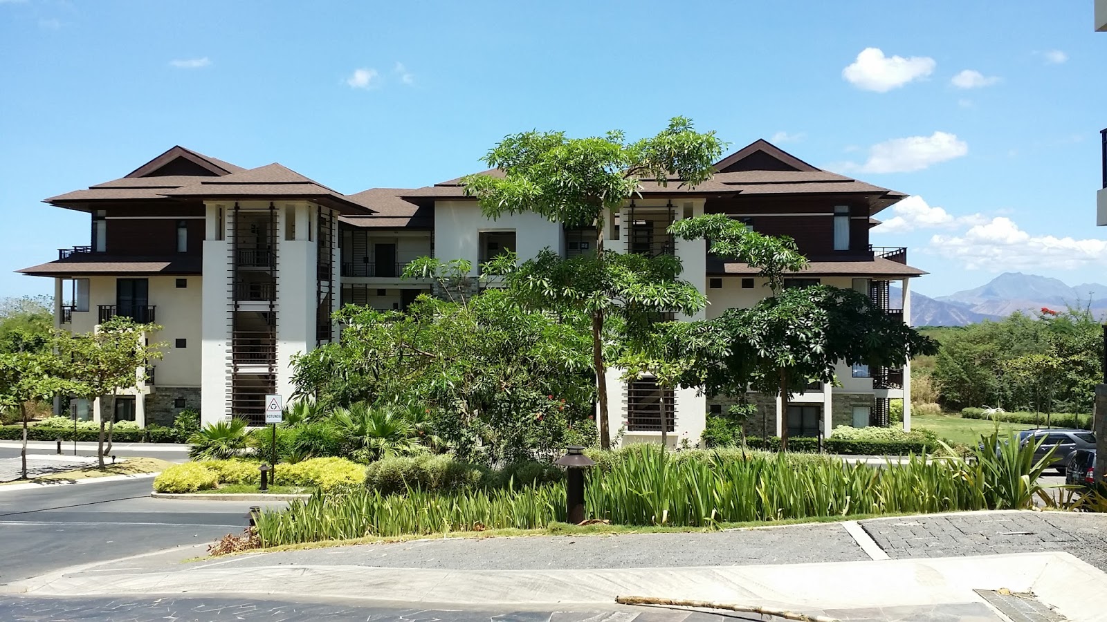 wandering... can't go home Anvaya Cove Sea Breeze Veranda (2 BR