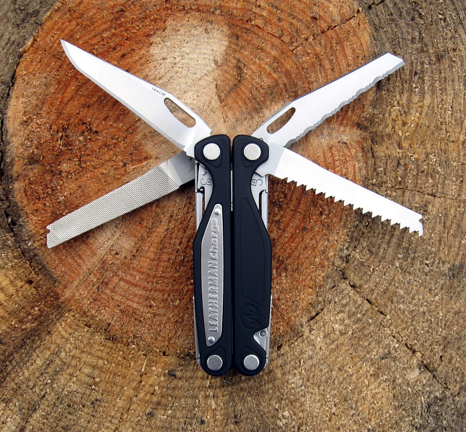 Rocky Mountain Bushcraft REVIEW Leatherman Charge AL MultiTool for