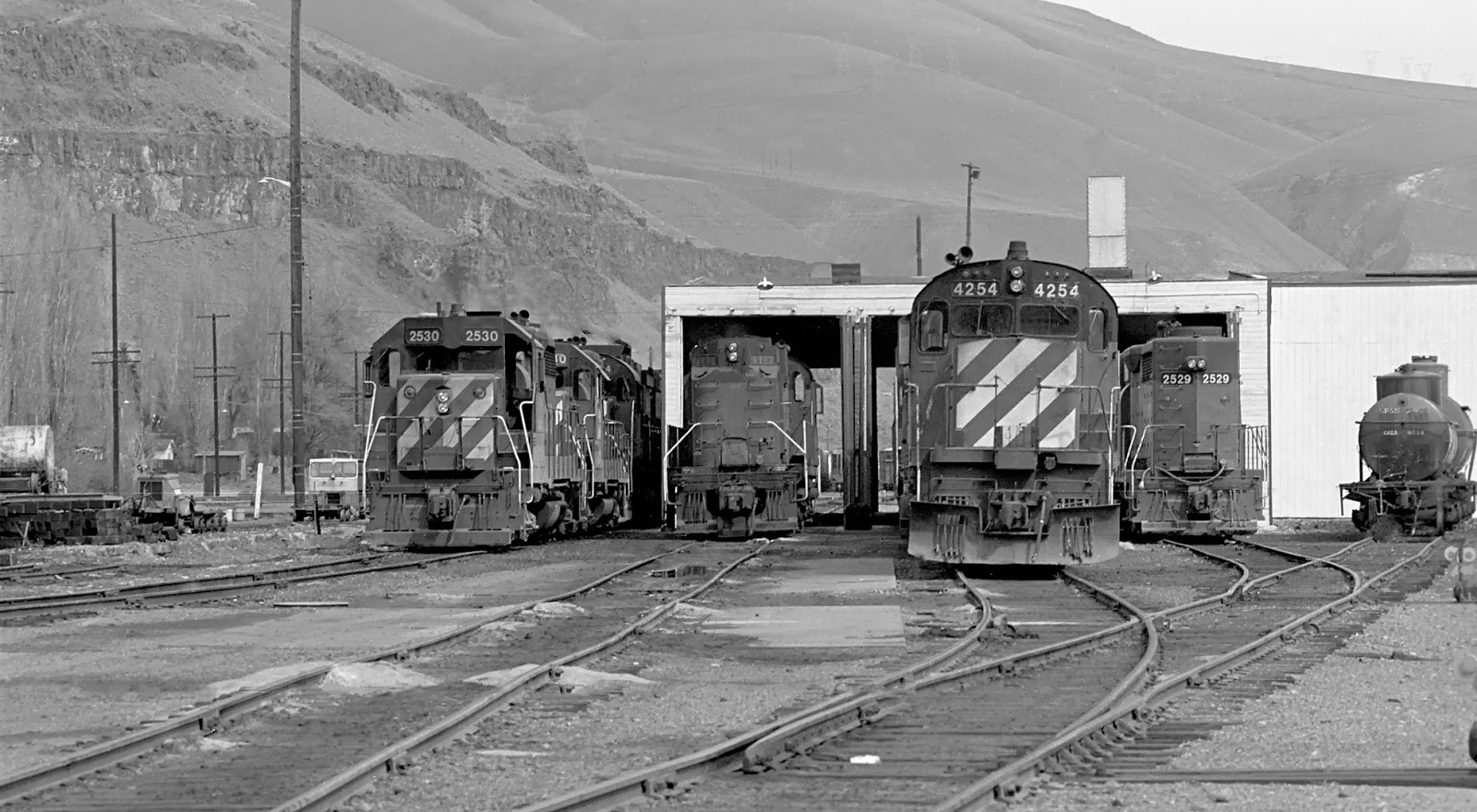 Under The Weather Wishram the true railroader's town/ part I