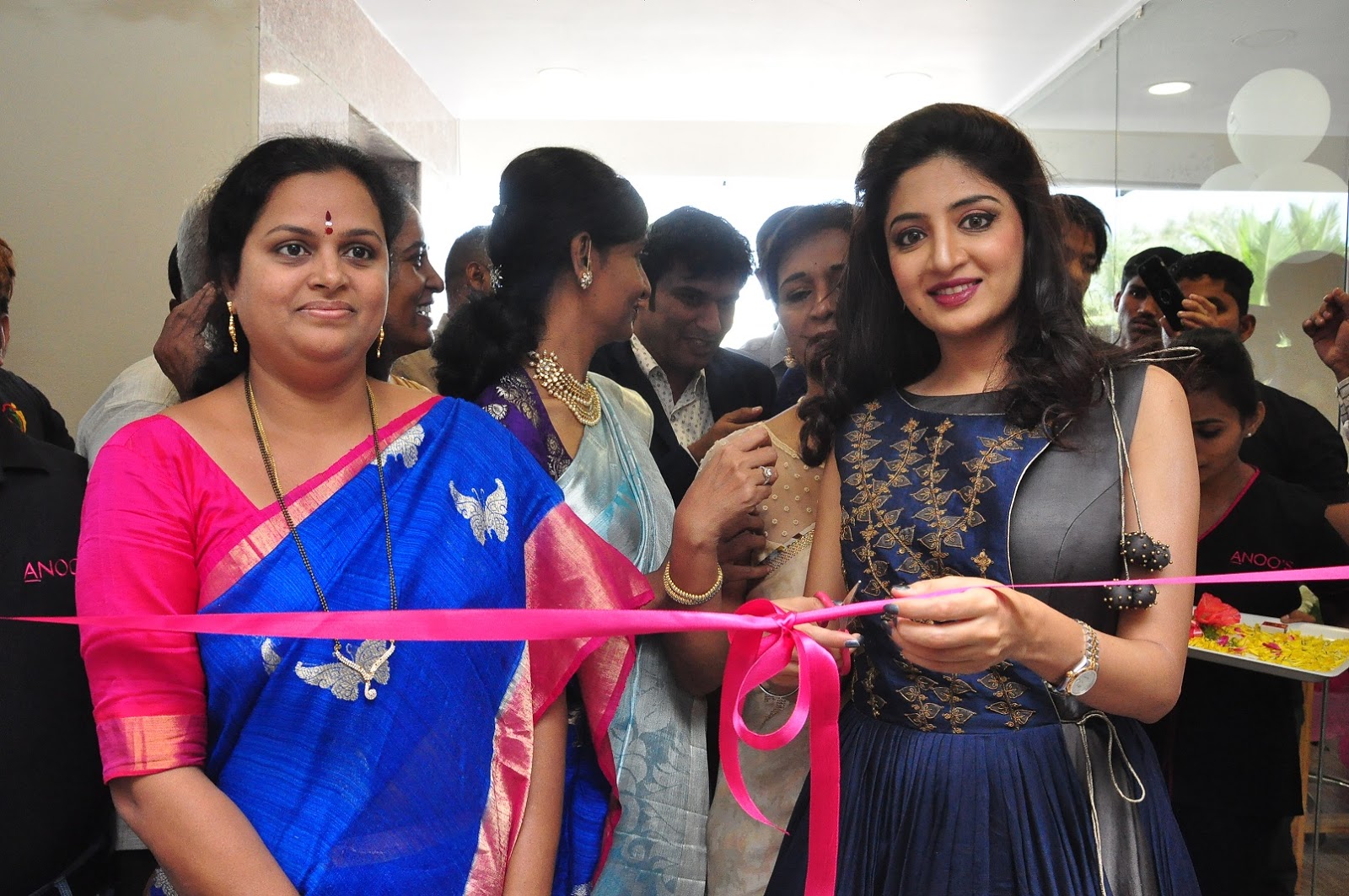Hyderabad News Network: ​​​Anoos launches 35th clinic and salon at  Vanasthalipuram