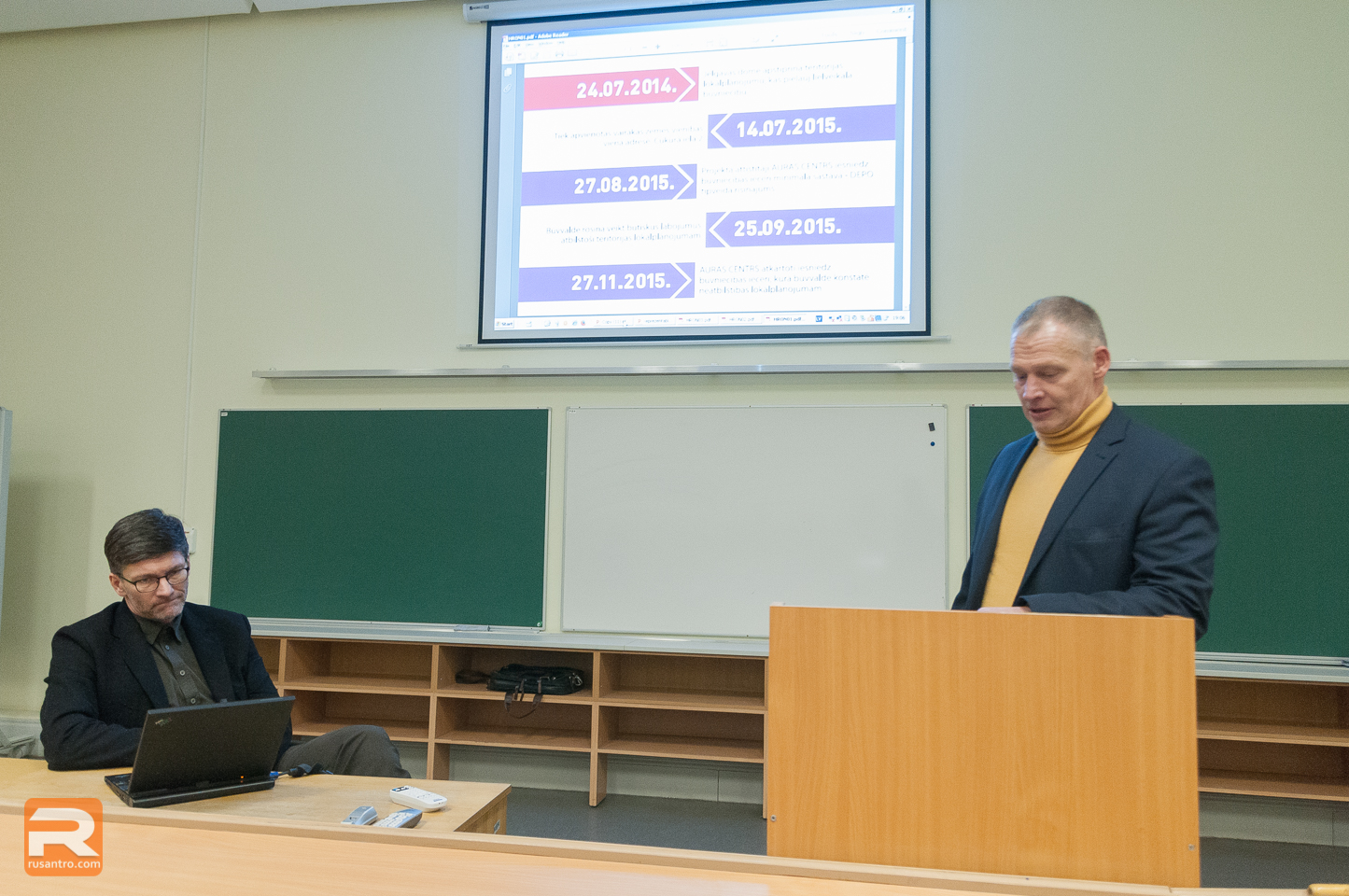 Arhitekts Ingurds Lazdiņš prezentē alternatīvo priekšlikumu "Depo" veikala projektam