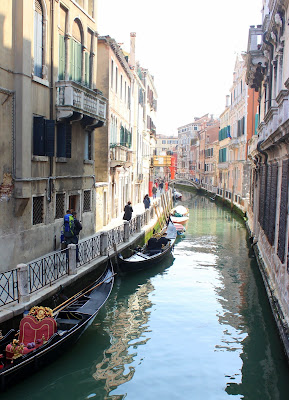Qué ver en Venecia en dos días. Góndolas. Canales de Venecia
