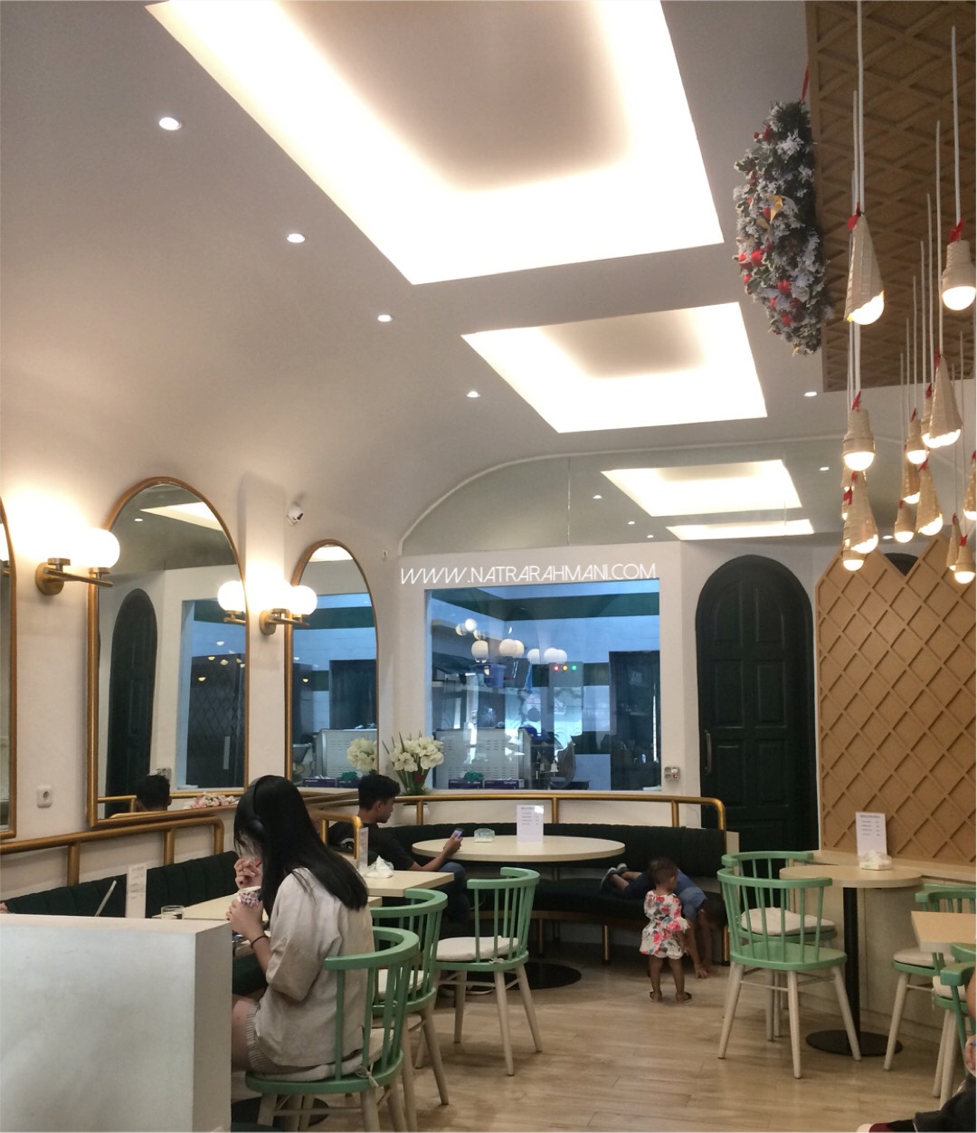 LUIGI GELATO GAYA BARU MENIKMATI ICE CREAM GELATO DI KOTA MEDAN