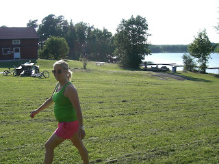 Promenad%2Bist%25C3%25A4llet%2Bf%25C3%25B6r%2Bsimhall - Skogen istället för simhallen