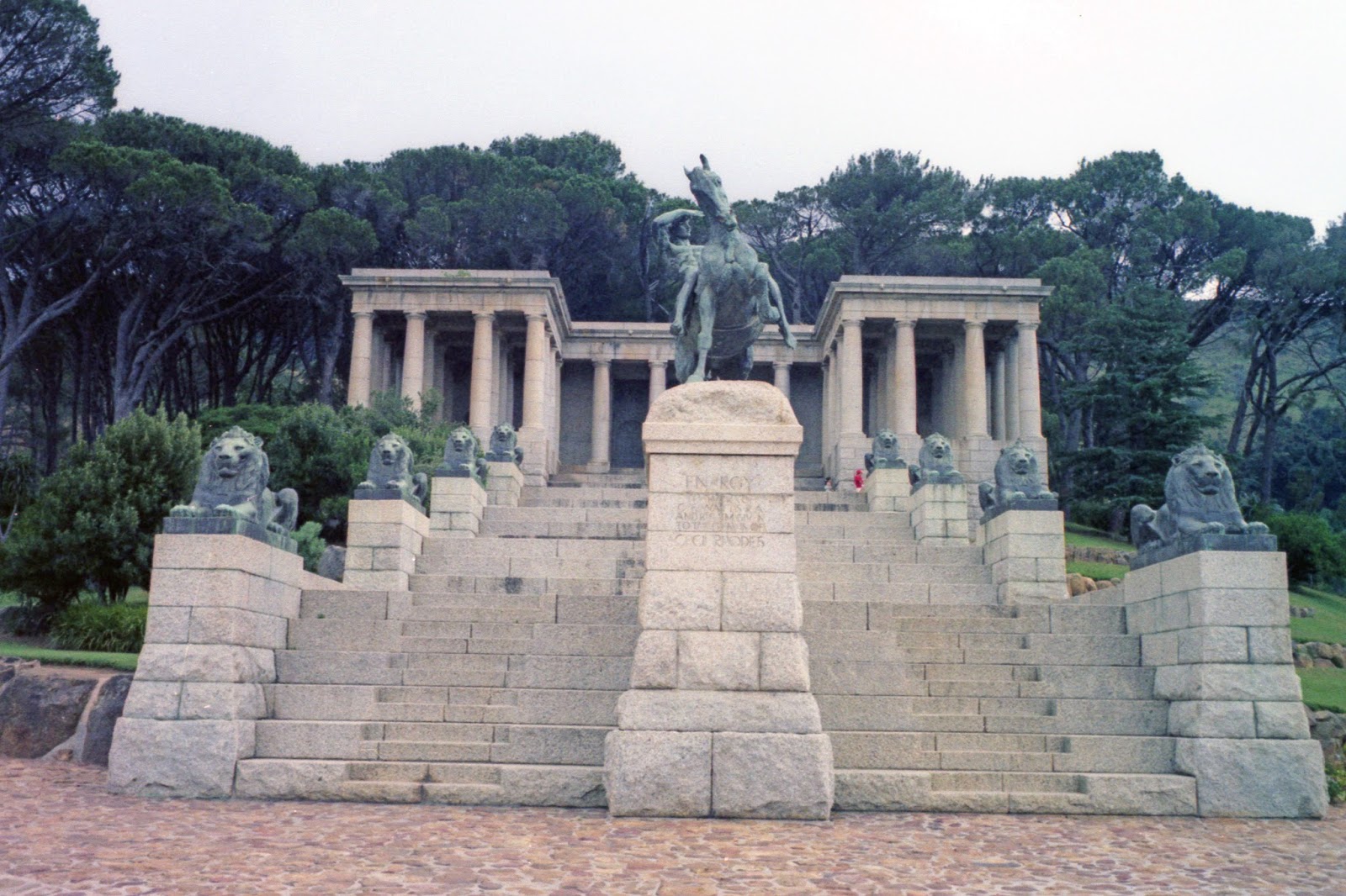 MARIETTE'S BACK TO BASICS Part XI Rhodes Memorial on Devil's Peak in