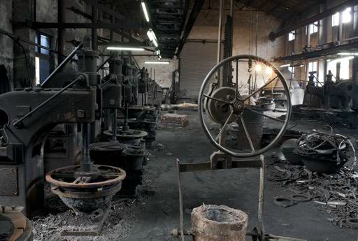 FirstEscapeGames Abandoned Factory Escape 10