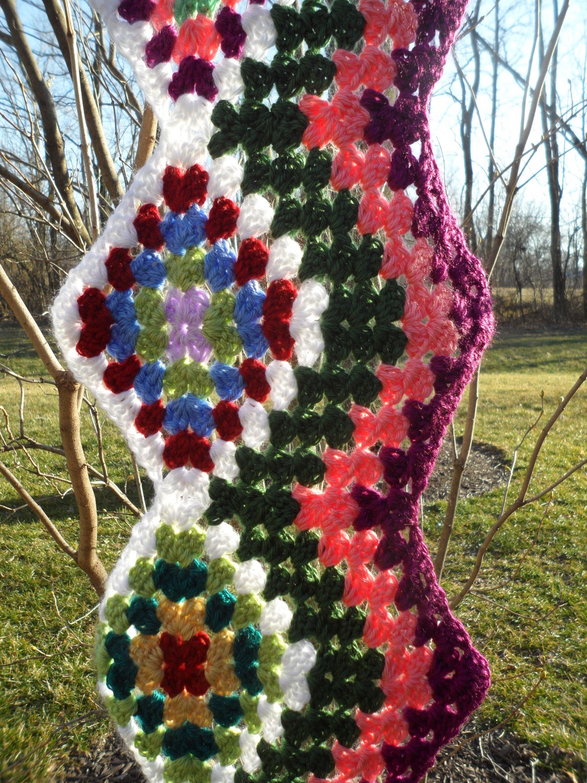 Loose Threads Granny Square Ripple Afghan
