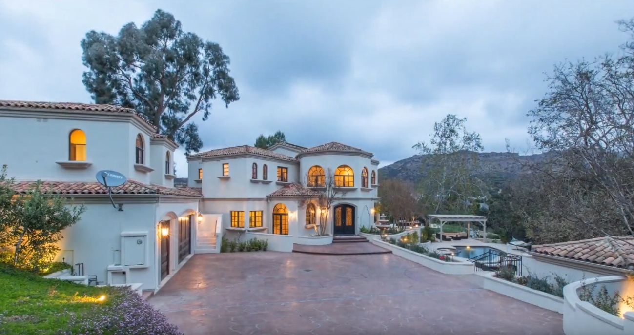 18 Photos vs. 5145 Lakeview Canyon Rd, Westlake Village, CA Home Interior Design Tour